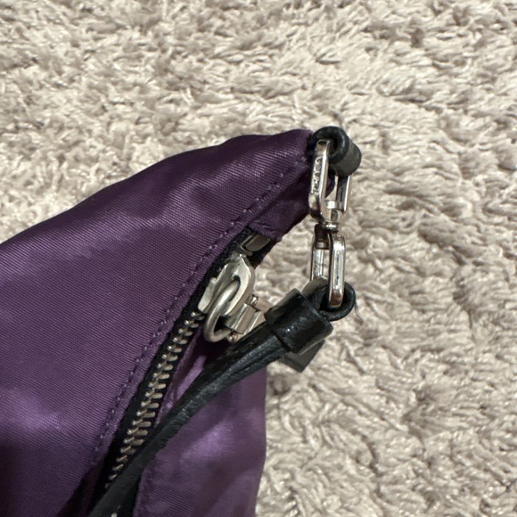 Prada bag - Picture 4 of 10